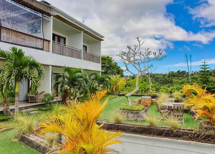 Kelingking Parama Bed & Breakfast Sompang